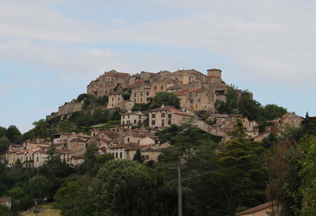 Le Pigeonnier De Lacalm Gite Saint-Gregoire  Exterior foto